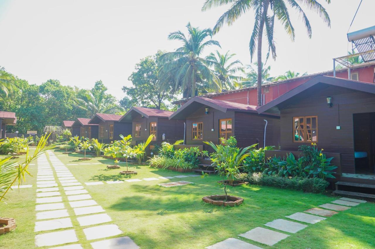 Okean Resort Vagator Exterior photo